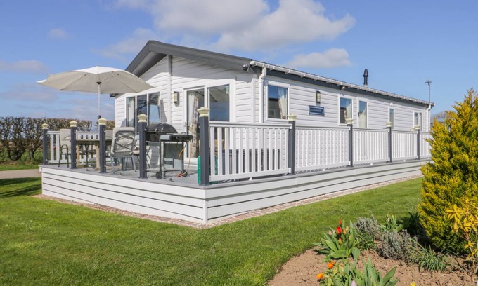 Mappleton Cottage | 105 m² Cottage ∙ 2 bedrooms ∙ 8 guests