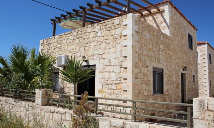 Analipsi House | 105 m² House ∙ 2 bedrooms ∙ 4 guests
