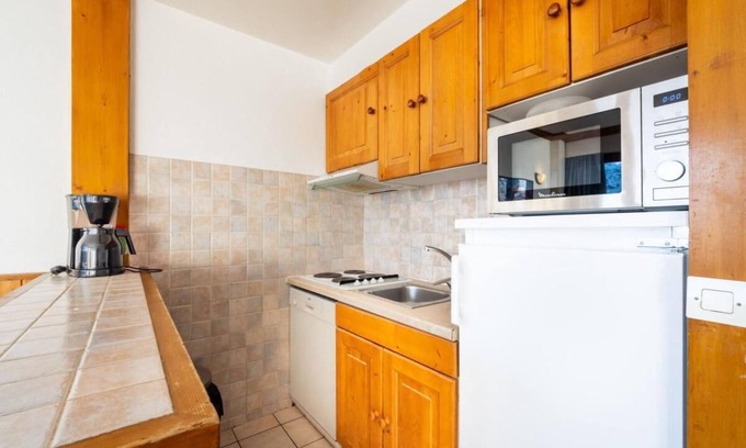 Tignes le Lac Apartment | 10m from ski slopes, 5th floor, balcony, tv, ski locker, 52m², Tignes