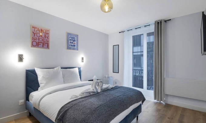 Quartier Saint-Georges Apartment | 11.Appart 4pers #1 Bedroom # Pigalle # Paris 9