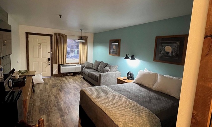 Branson Apartment | 110 - Come in and cozy up! Next to SDC 1st Floor!