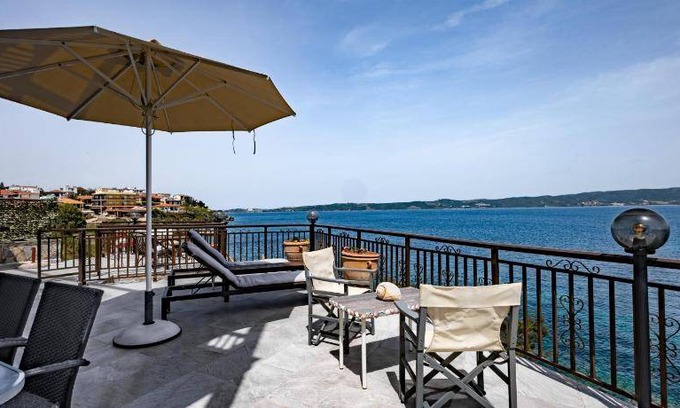 Aristotelis Resort | 110 m² Resort ∙ 4 bedrooms ∙ 8 guests