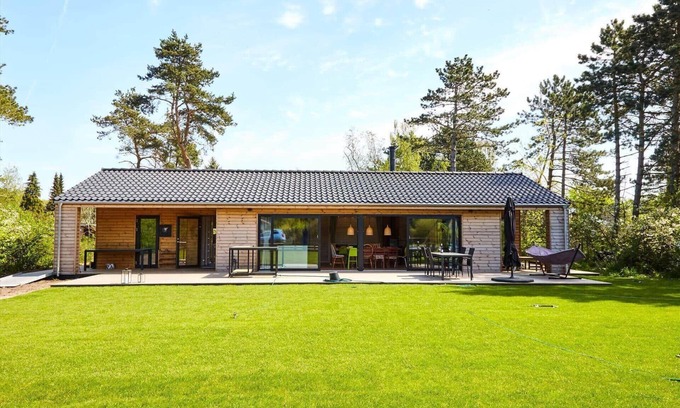 Nykobing Sjaelland House | 11182-1 Nykøbing Sj - Thorsvej 34