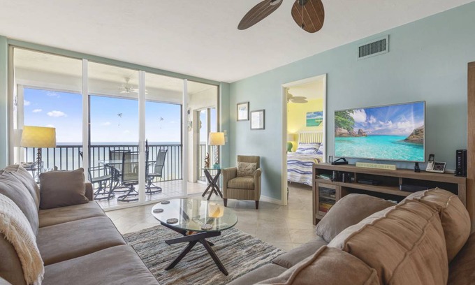South Island Condo | 112 m² Condo ∙ 2 bedrooms ∙ 4 guests