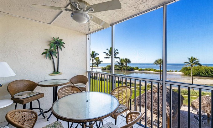 South Island Condo | 112 m² Condo ∙ 2 bedrooms ∙ 6 guests