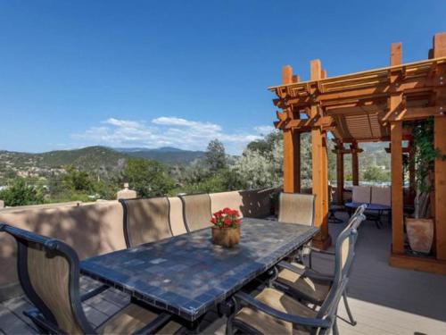 Historic Eastside House | 1130 Camino Delora Hummingbird