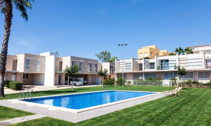 L'Ampolla House | 115 m² House ∙ 3 bedrooms ∙ 6 guests