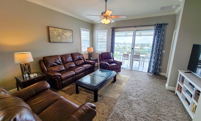 Palm Coast Condo | 1151 Cinnamon Beach, Sleeps 8, 3 Bedroom, 3 Bath, on lake, short walk to beach
