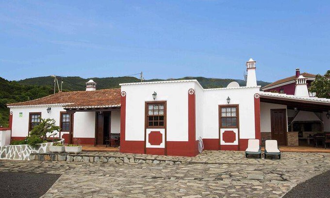 El Granel House | 116 m² House ∙ 2 bedrooms ∙ 4 guests