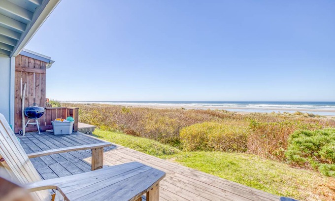 Sandpiper Village Condo | 117 m² Condo ∙ 3 bedrooms ∙ 8 guests