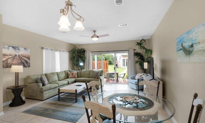 Miramar Beach House | 117 m² House ∙ 2 bedrooms ∙ 6 guests