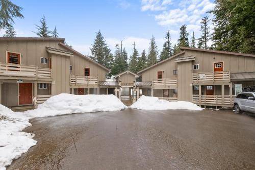 Government Camp Apartment | 119 m² Apartment ∙ 3 bedrooms ∙ 10 guests