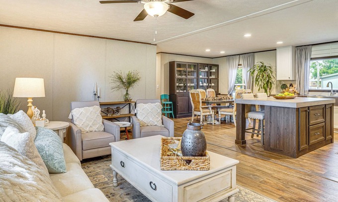 Graford House | 12 Mi to Possum Kingdom Lake: Graford Getaway!