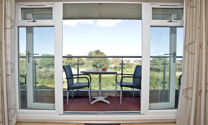 Dawlish Warren Apartment | 12 Red Rock Apartments, Dawlish Warren