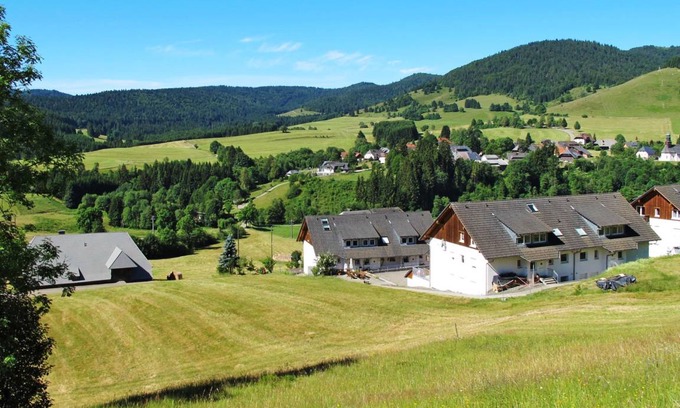 Bernau Apartment | 120 m² Apartment ∙ 1 bedroom ∙ 8 guests