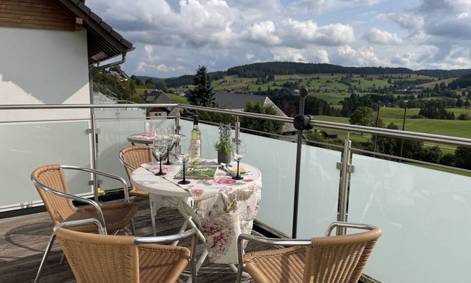 Bernau Apartment | 120 m² Apartment ∙ 4 bedrooms ∙ 8 guests