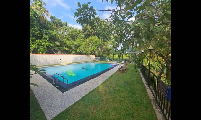 Bentota Cabin | 120 m² Private room ∙ 3 bedrooms ∙ 8 guests