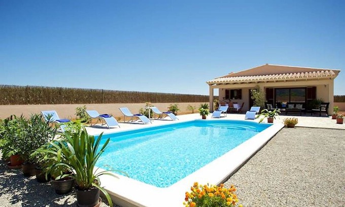 Campanet Villa | 120 m² Villa ∙ 3 bedrooms ∙ 6 guests