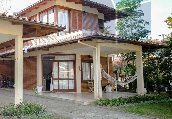 Ponta das Canas House | 121 - House with 3 bedrooms 50m from the beach / Cachoeira do Bom Jesus