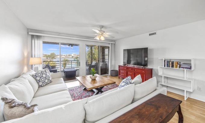 Ono Island Condo | 121 m² Condo ∙ 2 bedrooms ∙ 8 guests