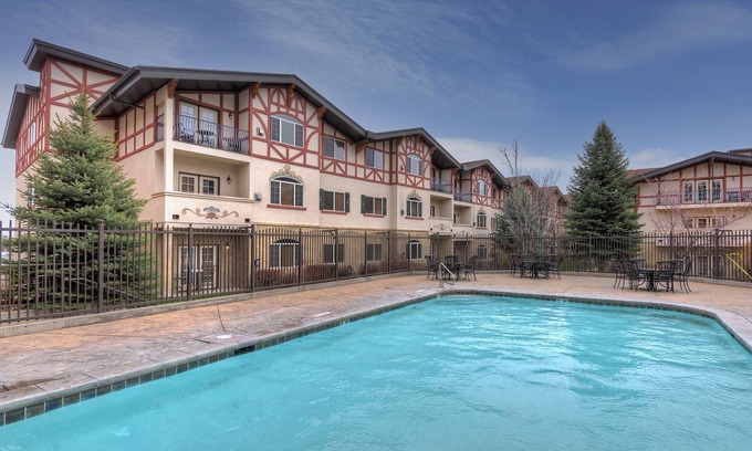 Zermatt Hotel | (125) 5-STAR ZERMATT RESORT KING SUITE —ONLY 20 MINS TO PARK CITY!