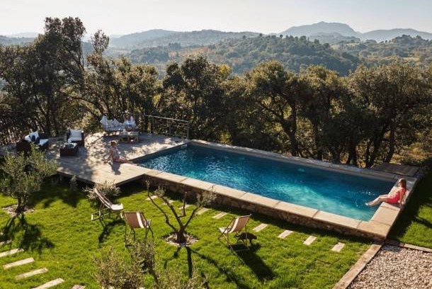 Lacoste House | 125 m² House ∙ 3 bedrooms ∙ 4 guests