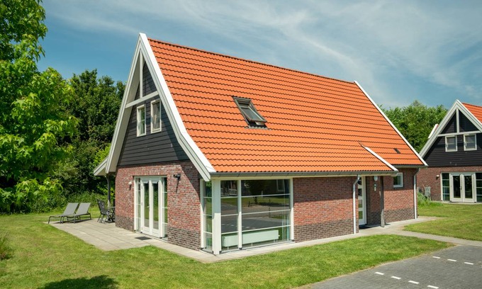 Biddinghuizen Villa | 128 m² Villa ∙ 4 bedrooms ∙ 8 guests