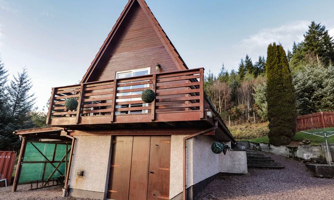 Heights of Achterneed Cottage | 130 m² Cottage ∙ 3 bedrooms ∙ 5 guests