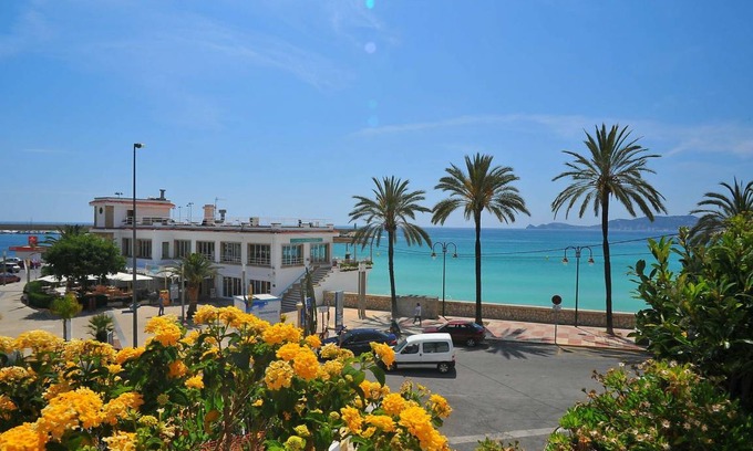 Aduanas Apartment | 130 m² Apartment ∙ 3 bedrooms ∙ 6 guests