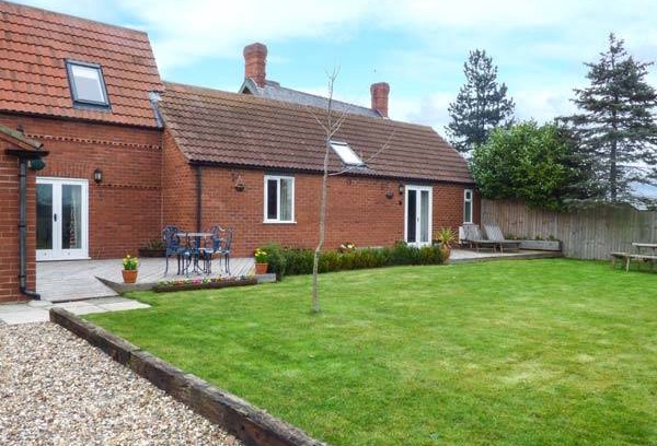 Dunnington Cottage | 130 m² Cottage ∙ 3 bedrooms ∙ 6 guests