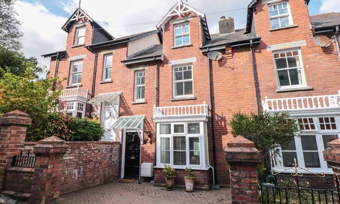 Dartmouth Cottage | 130 m² Cottage ∙ 3 bedrooms ∙ 6 guests