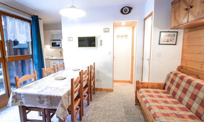 Villarodin-Bourget Apartment | 130m from ski slopes, 4th floor, balcony, parking, tv, ski locker, 32m², La Norma