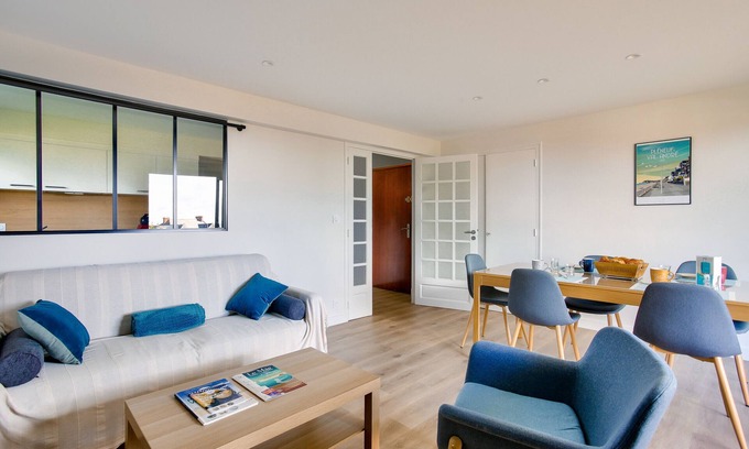 Pleneuf-Val-Andre Apartment | 130m from the beach, nice flat for 4