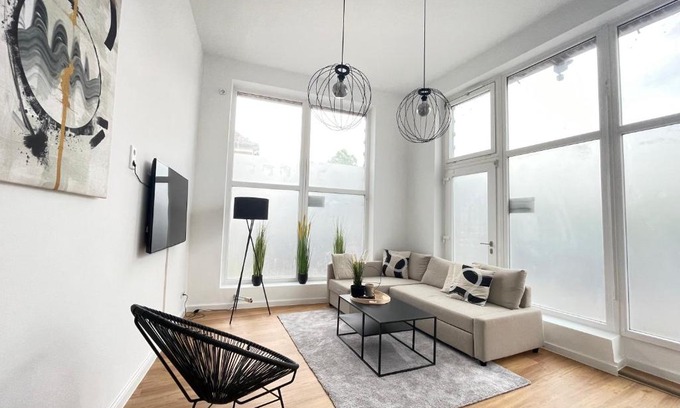 Ricklingen Apartment | 130qm - 2 Apartments side by side - free parking - city - MalliBase Apartments