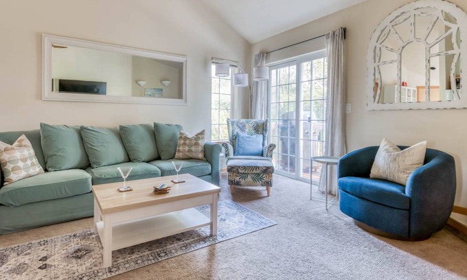 Tolovana Park Condo | 131 m² Condo ∙ 3 bedrooms ∙ 10 guests