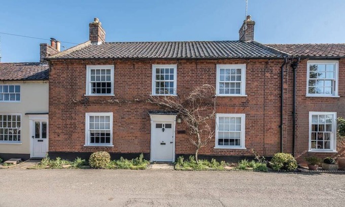 Wangford House | 131 m² House ∙ 4 bedrooms ∙ 6 guests