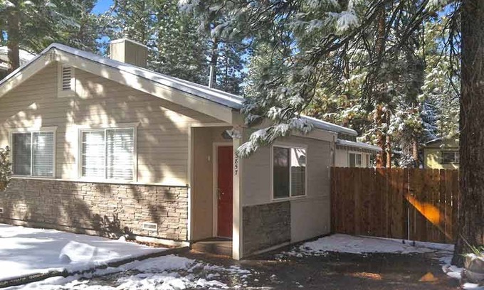 South Lake Tahoe House | 135 m² House ∙ 3 bedrooms ∙ 8 guests