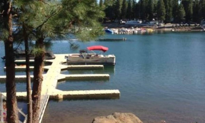 Peninsula Village Cabin | 135 m² Cabin ∙ 4 bedrooms ∙ 11 guests