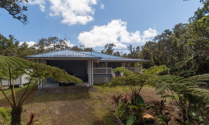 Royal Hawaiian Estates House | 139 m² House ∙ 3 bedrooms ∙ 6 guests