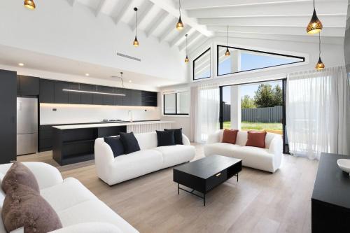 Jindabyne House | 13A Alice Street