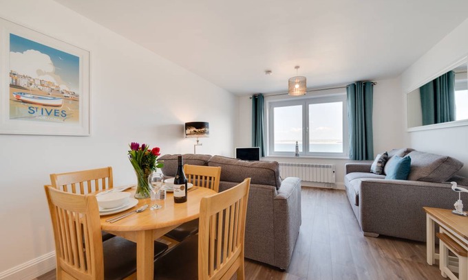 St Ives Cottage | 14 Carrack Widden