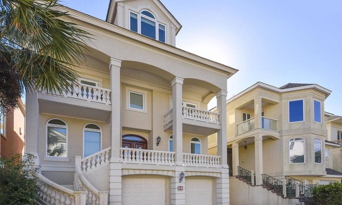 Palmetto Dunes House | 14 Collier Beach, Oceanfront, Pool, Elevator, Free Golf, Pickleball