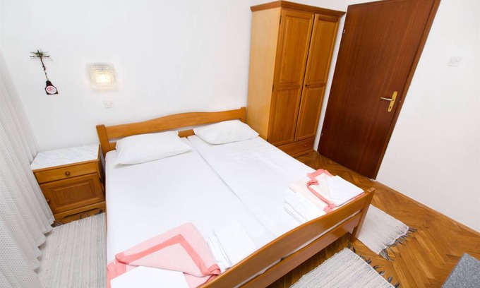 Stari Grad Apartment | 14 m² Apartment ∙ 2 guests
