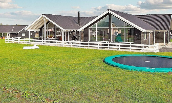 Skastrup House | 14 person holiday home in Bogense