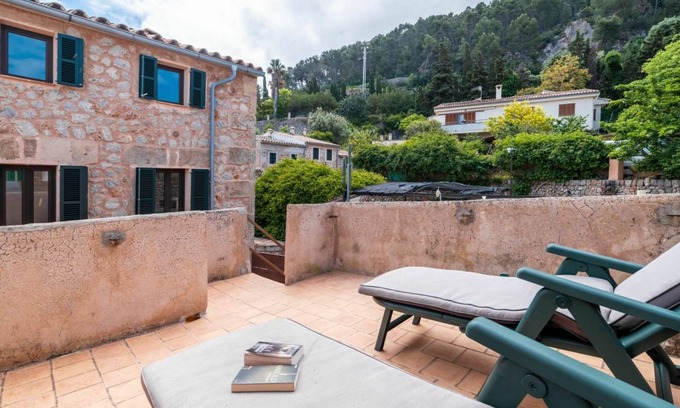 Banyalbufar Other | 140 m² Accommodation ∙ 3 bedrooms ∙ 6 guests
