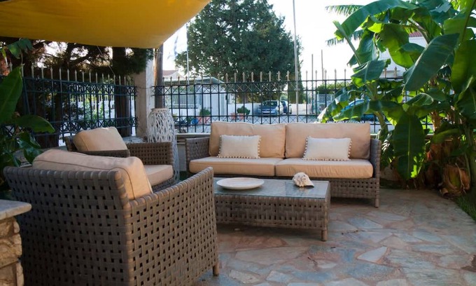 Saronikos House | 140 m² House ∙ 3 bedrooms ∙ 6 guests