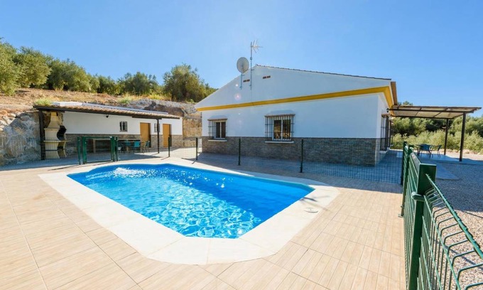 Riogordo House | 140 m² House ∙ 4 bedrooms ∙ 9 guests
