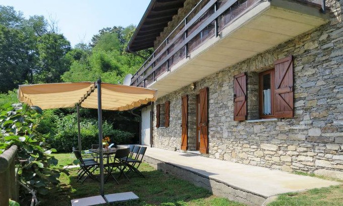 Colmegna House | 140 m² House ∙ 4 bedrooms ∙ 8 guests