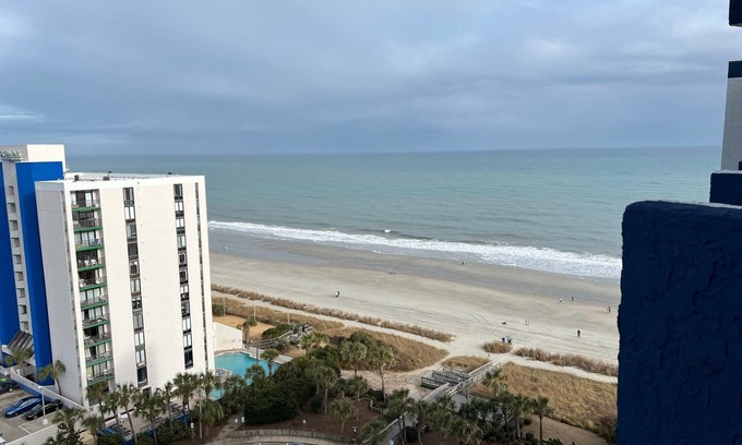 Myrtle Beach Condo | 1410 Ocean View 1 bedroom/1 bath condo