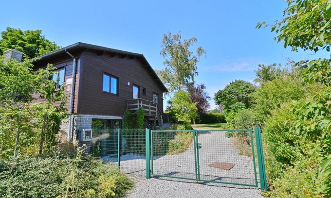 Somme-Leuze Ski Chalet | 143 m² Chalet ∙ 5 bedrooms ∙ 9 guests